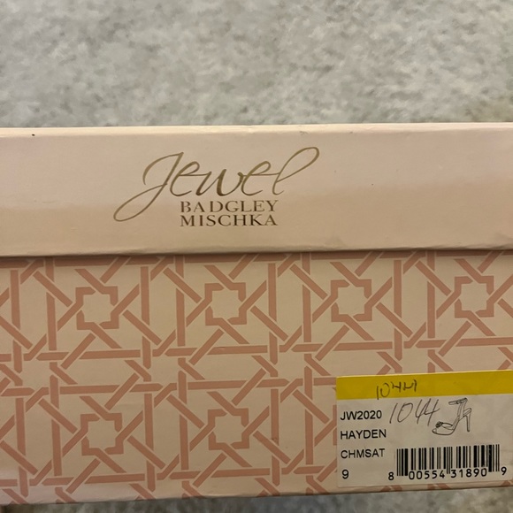 Badgley Mischka Jewel heels! - Picture 7 of 10
